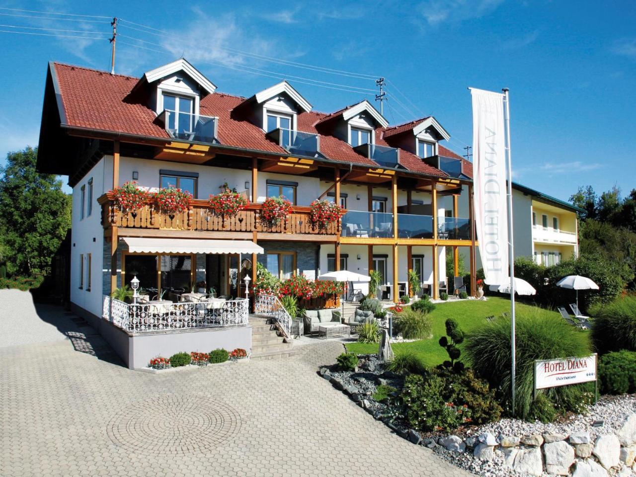 Hotel Diana Pörtschach am Wörthersee Buitenkant foto